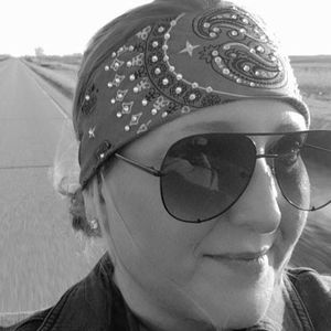 Meet your Posher, April
